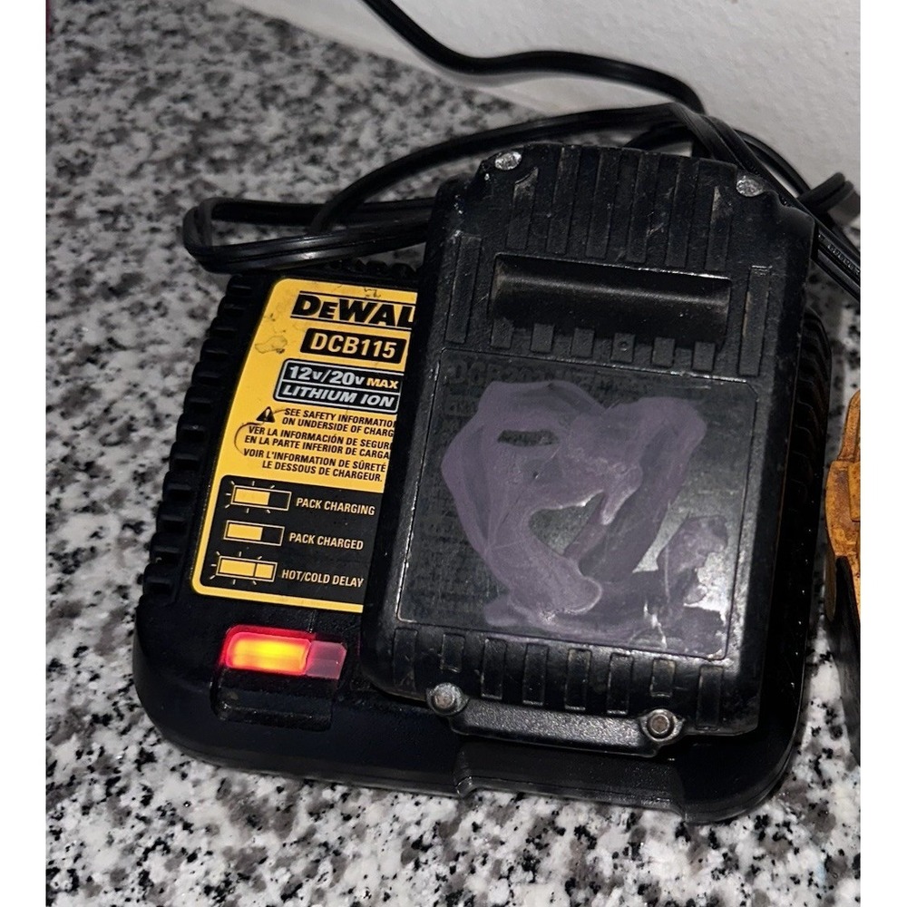 DEWALT DCB203 12Volt Lithium-Ion Battery‎ With DCB115 Charger